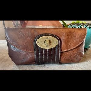 Chinese Laundry Clutch